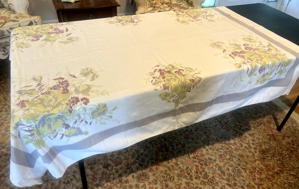 Vintage GREY YELLOW PURPLE & WHITE Floral Cotton Tablecloth 1950S MCM 64X52
